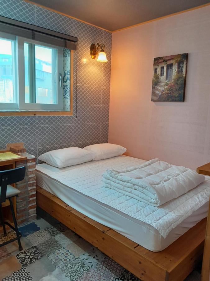 מוקפו Deluna House מראה חיצוני תמונה
